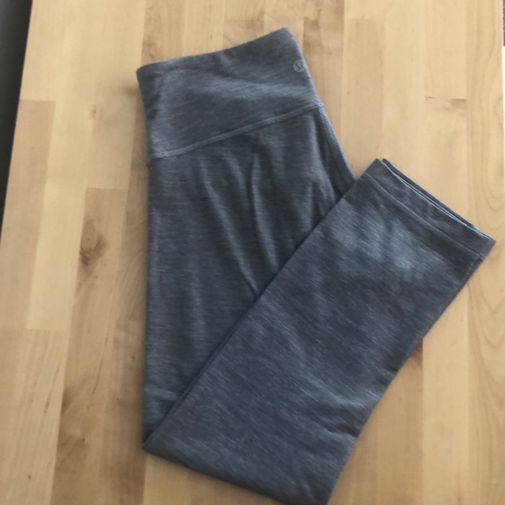 LIKE NEW! Lululemon Leggings